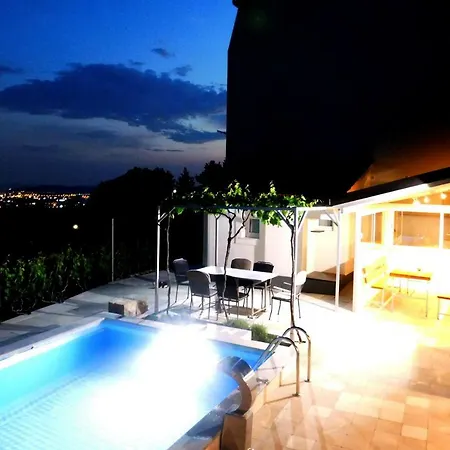 Valenta-klis Near Split, Heated Pool & View