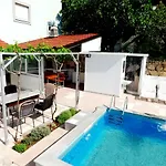 דירה Valenta-klis Near Split, Heated Pool & View Klis