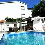 Valenta-klis Near Split, Heated Pool & View * Klis