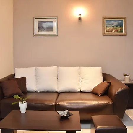 Valenta-klis Near Split, Heated Pool & View Klis